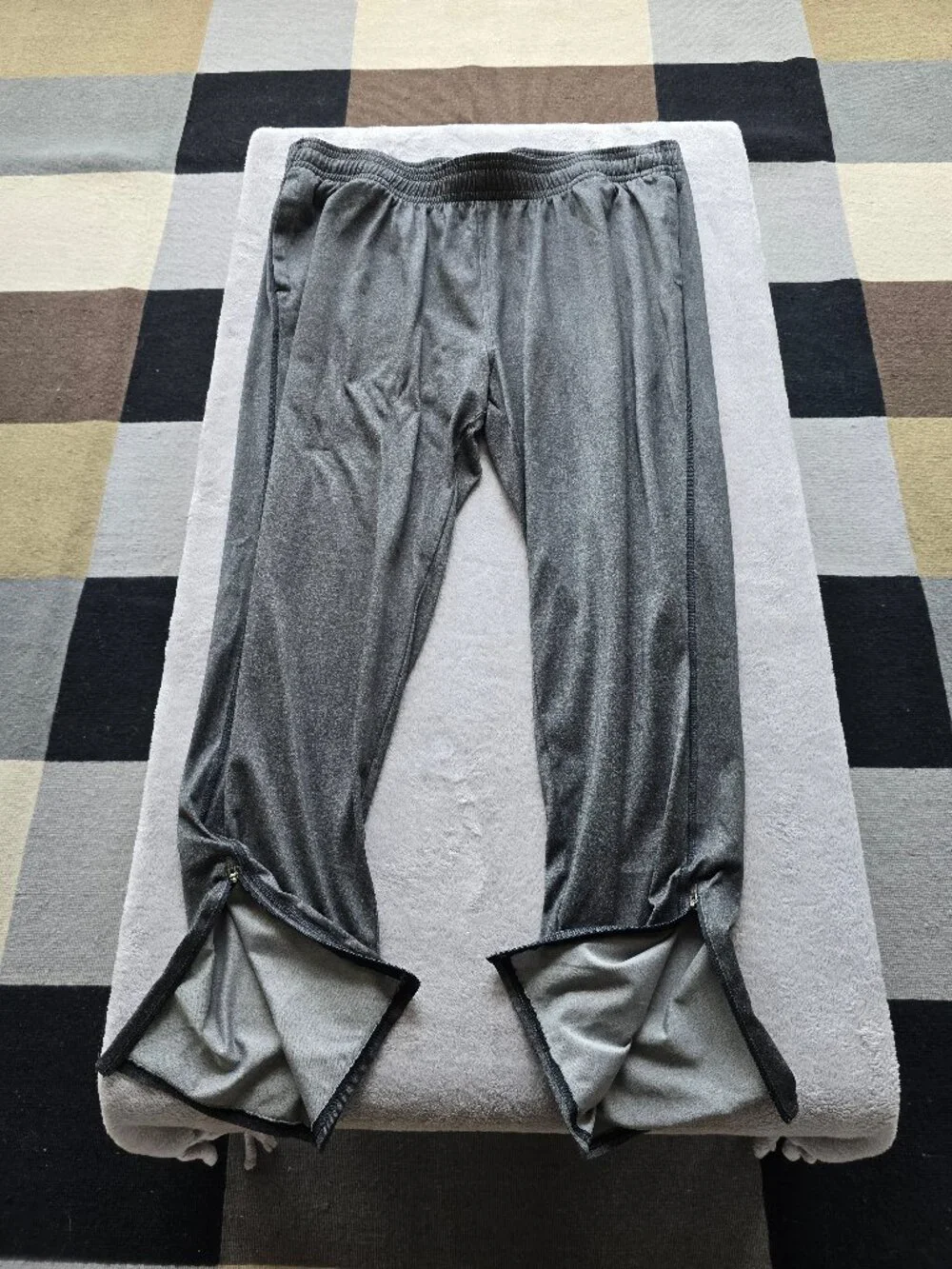 2 Under Armour joggers grey loose fit size 2XL - Picture 5 of 7